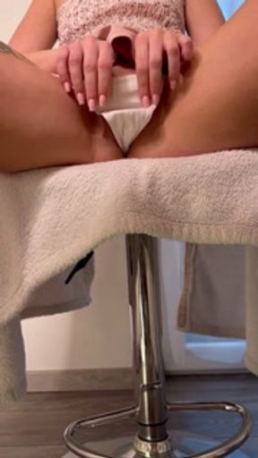 Hab es mir mit meinem großen Dildo richtig geil selbst besorgt 😈🔥