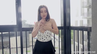 Beauty-Angels - Regina Rich - Half-naked babe enjoys the view