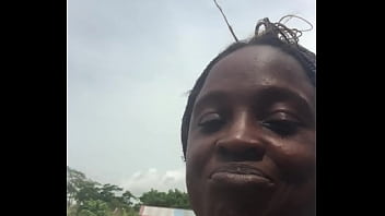 Crazybitch bathing live for her fans