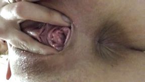 Squirt in the bathroom restaurant