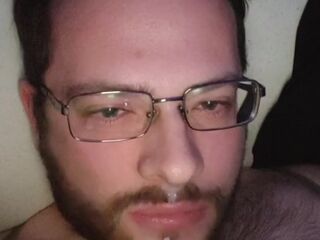 Loser likes to eat his cum
