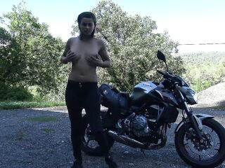 I squirt on my motorcycle