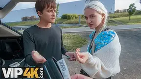 HUNT4K. Sexy blonde Daruma Rai quit her photographing job in sake of Hunter’s huge cock