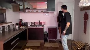 Chamei meu submisso para cuidar dos meus p&eacute_s