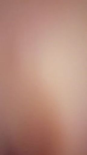 A slender beauty who is usually calm, but when it comes to sex, she shakes her hips on her own.