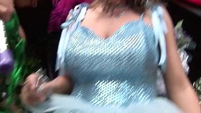 Haley Paige'_s Chef Delivers Hot Snacks And Gives Her A Hot Beef Injection