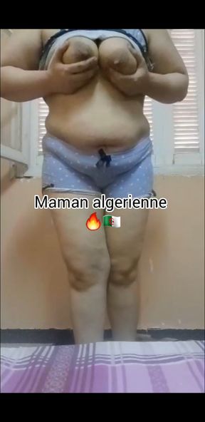 Algerian hot married dance at home alone plays with her swollen