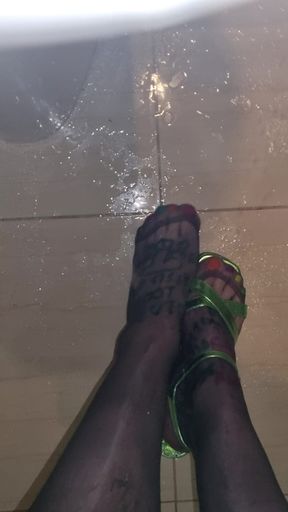 Rainbow sissy nylon feet pissed on