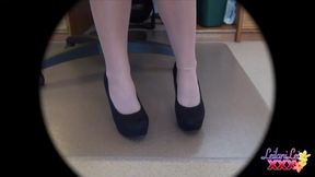 Pantyhose dangle