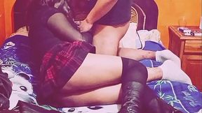 me tiro a esta travesti le doy sexoy duro