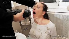 Girl face-fucked and deepthroat a enormous dildo