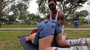 entrenamiento de yoga personalizado en la cama