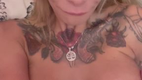 Rubia grandes tetas masturbacion