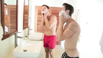 Kaleb Stryker sucks big cock and takes anal from a muscular stud