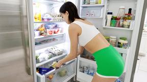 ”Stepsis teen Angel Windell gave twat for her stepbrother his bday”