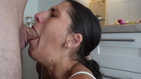 maniac verfuhrt mina beim kochen – hartes kuchenabenteuer mit sahne-finish