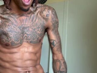 Kiing Jupiter BBC RELEASING HIS LOAD “BIGGEST NUT YET” A HUGE CUMSHOT!!!!! Mind Blowing ???? ????????????
