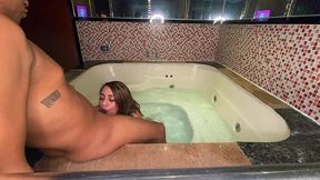 motel with friends on the jacuzzi ffm amateur threesome
