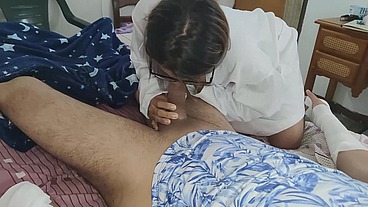 Doctora Bien Puta Se Deja Follar Con Su Paciente y se Traga Toda la Leche