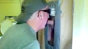 Gloryhole Engulfing a Sexy wang dry
